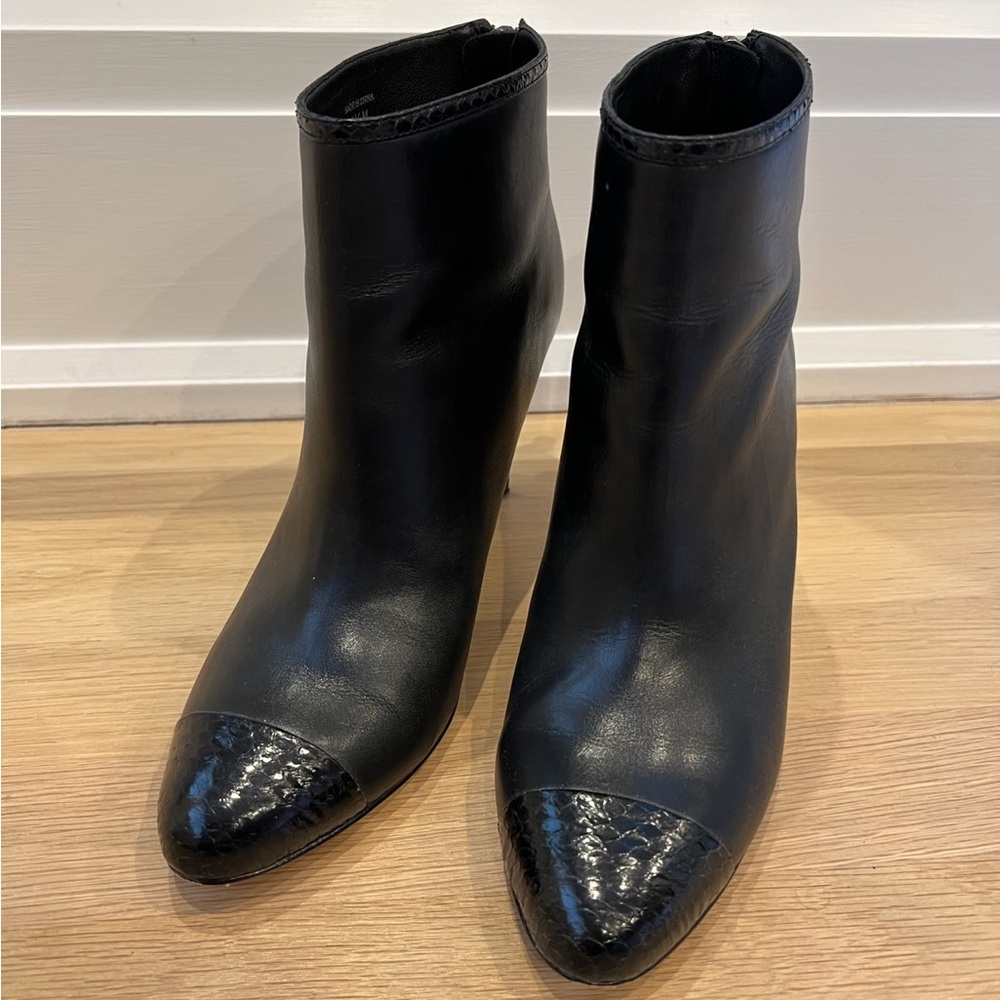 Ann Taylor Black Leather Cap-Toe Heeled Booties Boots [Size 8.5]